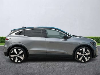 Used Renault Megane E Tech 2024 for sale - 79661774: Photo