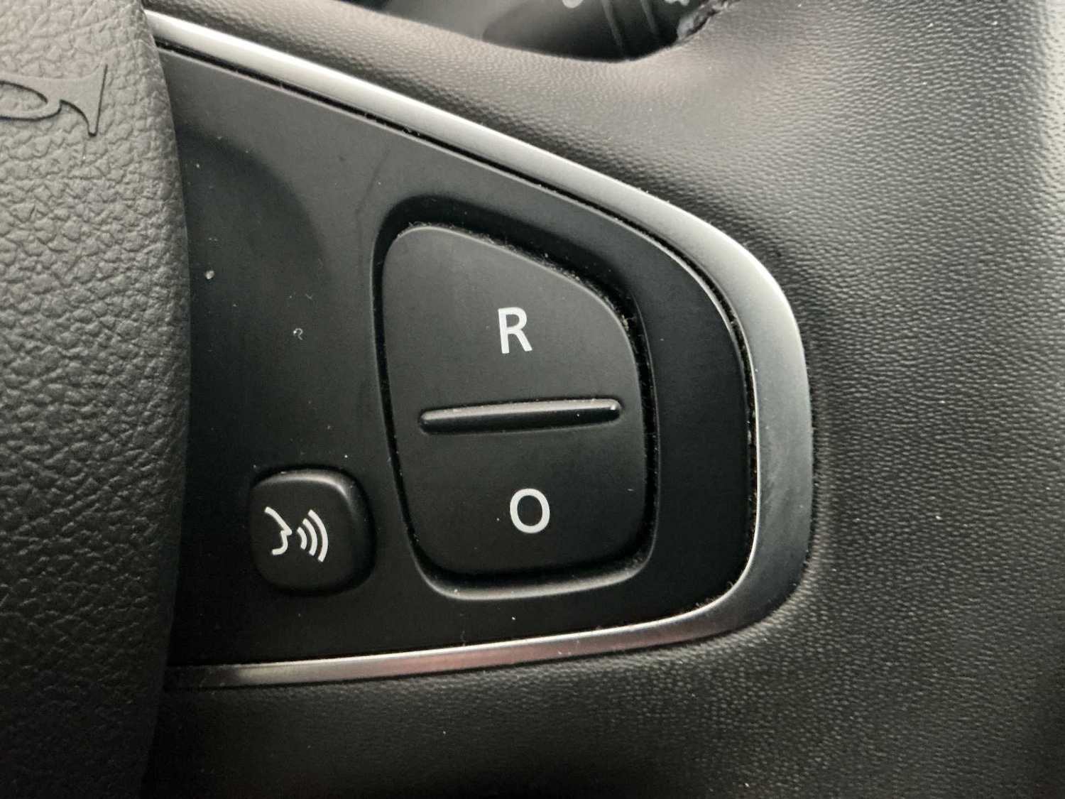 Used Renault Captur 2019 for sale - 76713264: Photo 23