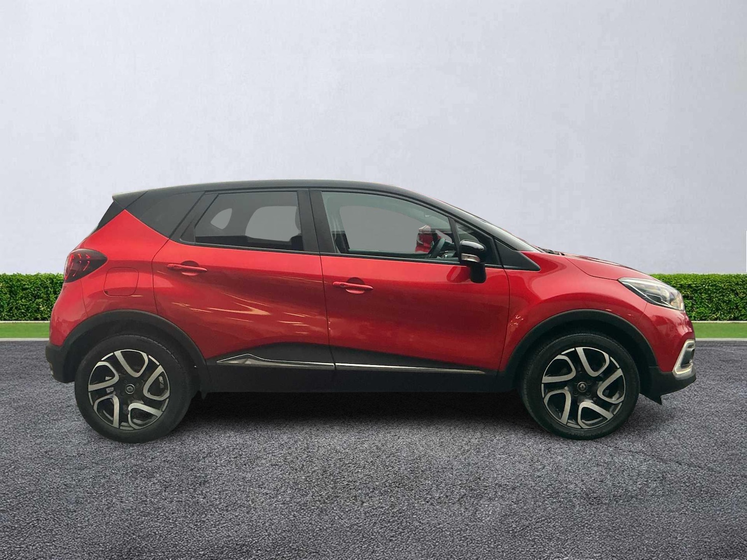 Used Renault Captur 2019 for sale - 76713264: Photo 3