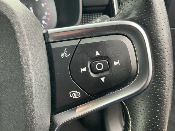 Used Volvo XC40 2021 for sale - 76299426: Photo 24