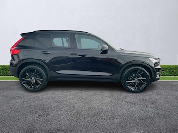 Used Volvo XC40 2021 for sale - 76299426: Photo