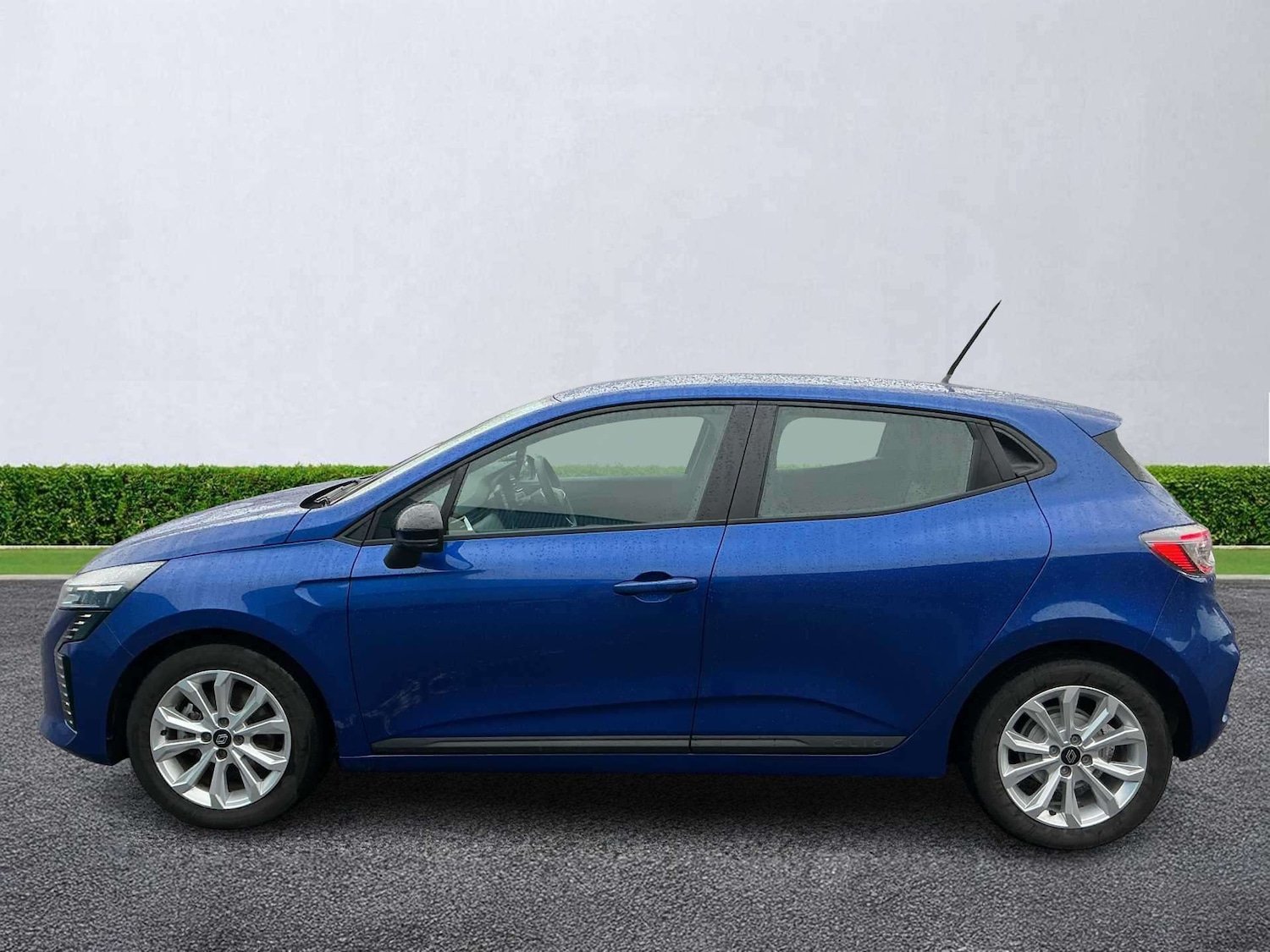 Used Renault Clio 2025 for sale - 77023465: Photo 19