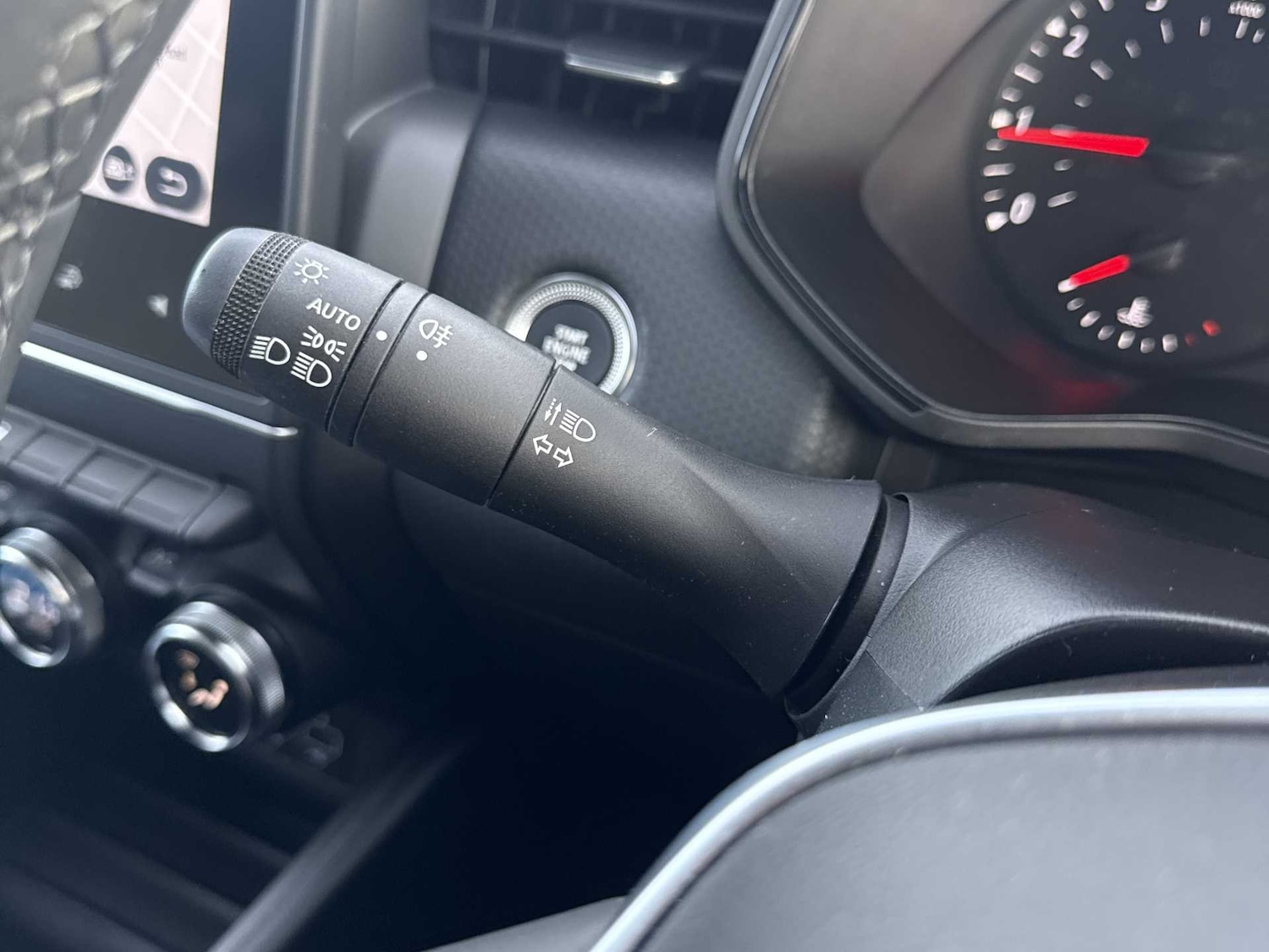 Used Renault Clio 2021 for sale - 76444705: Photo 25