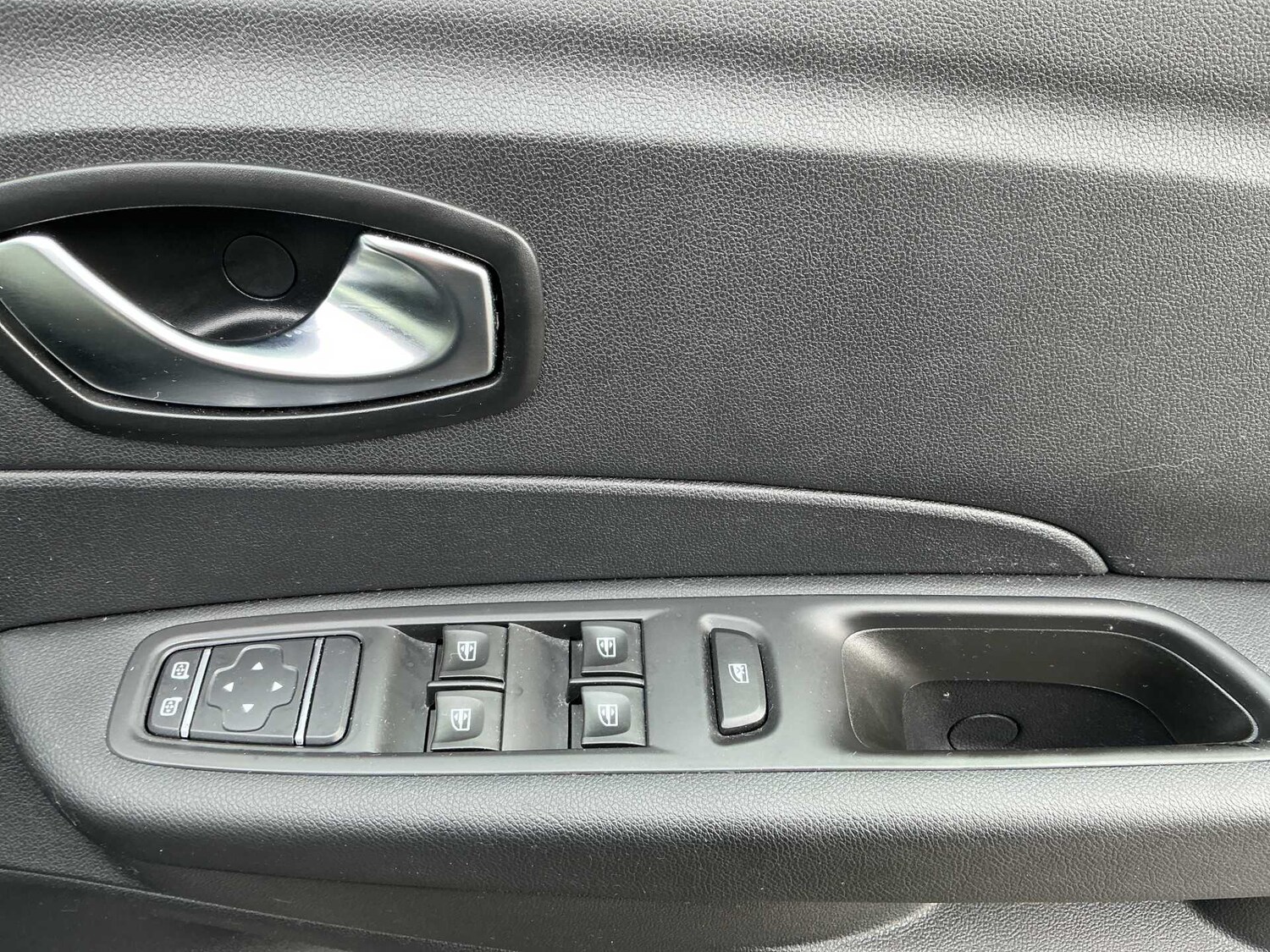 Used Renault Captur 2019 for sale - 78106374: Photo 20