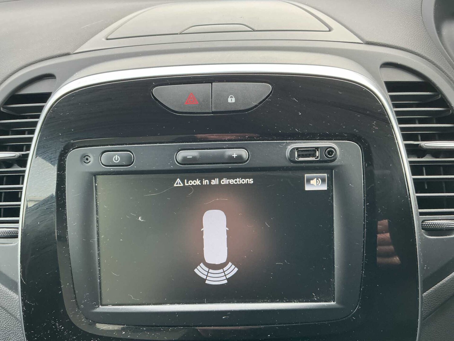 Used Renault Captur 2019 for sale - 78106374: Photo 21