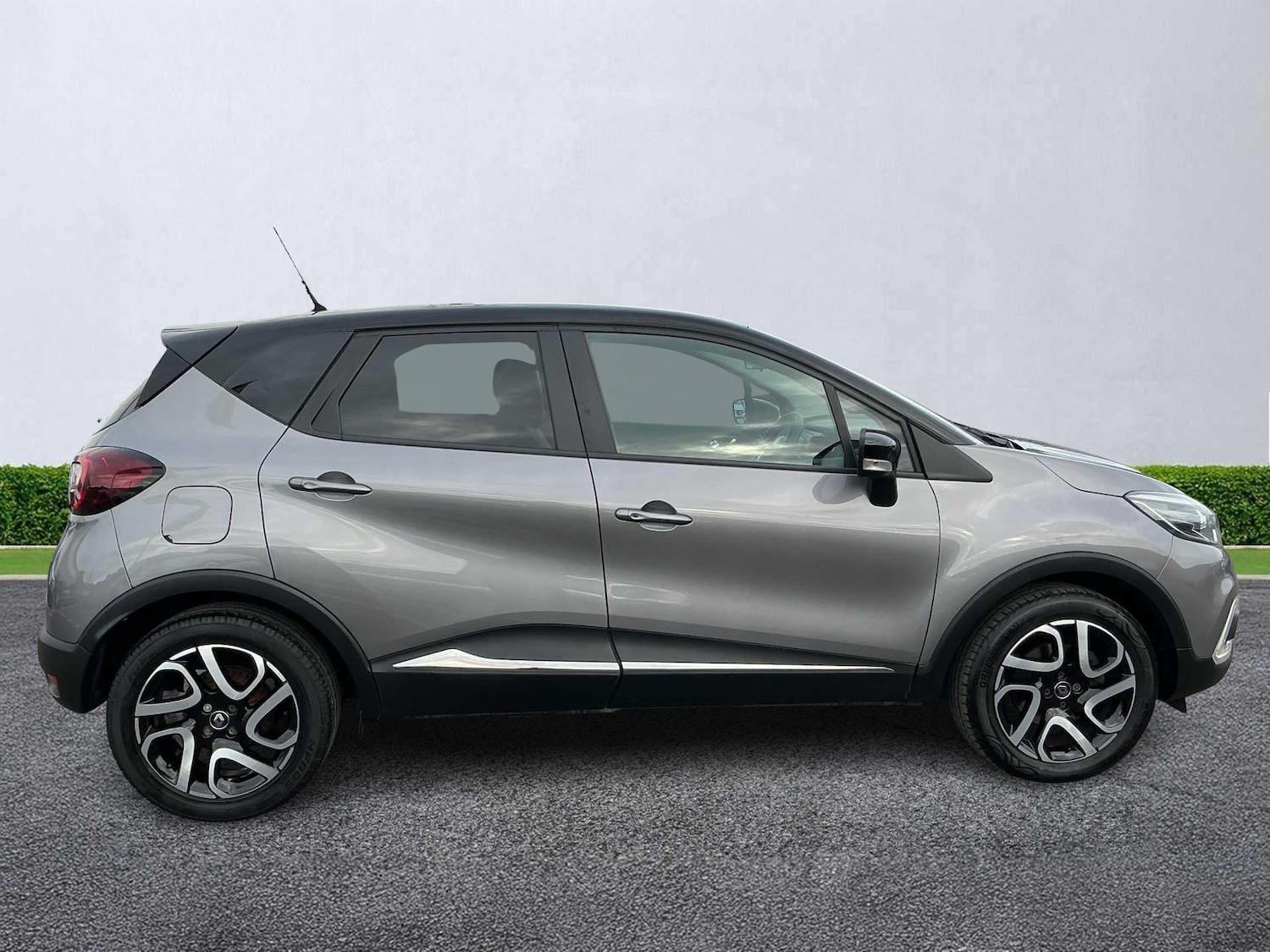 Used Renault Captur 2019 for sale - 78106374: Photo 3