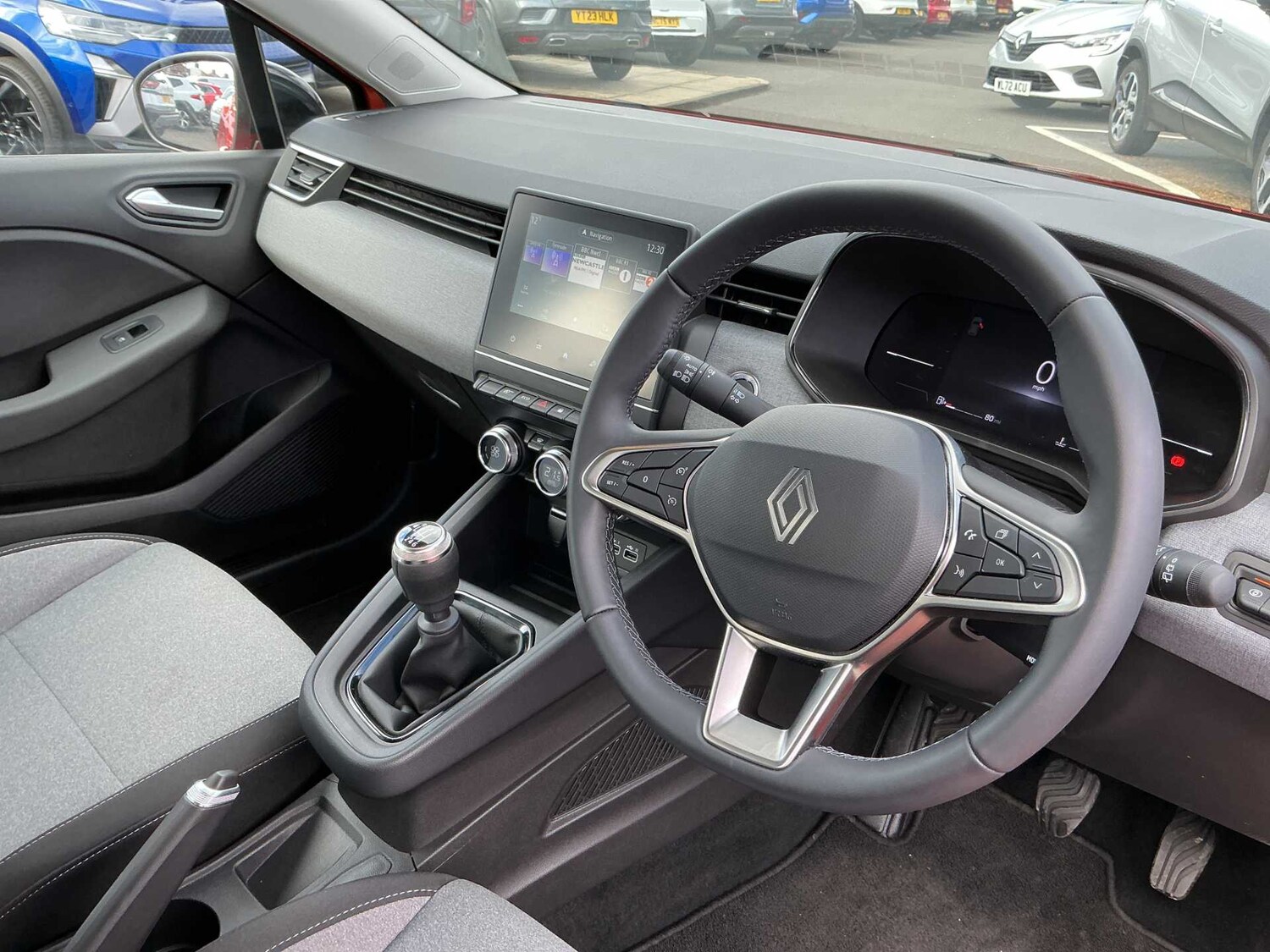 Used Renault Clio 2025 for sale - 77873659: Photo 14