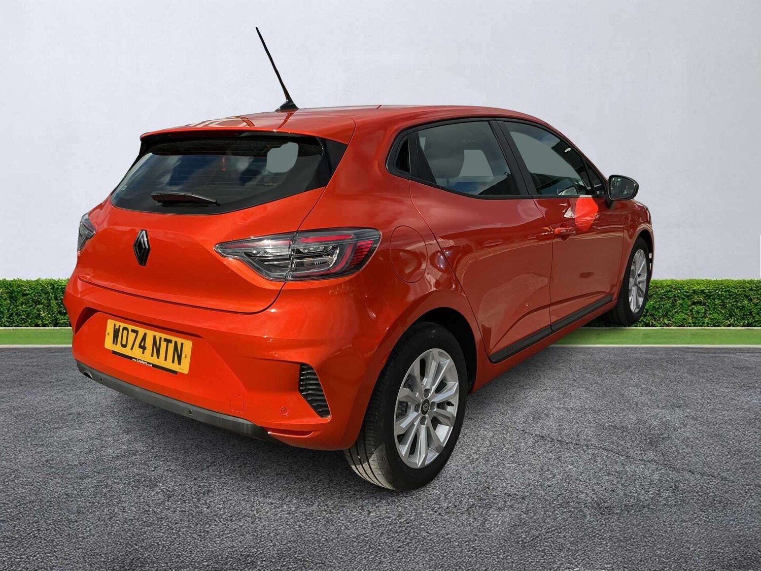 Used Renault Clio 2025 for sale - 77873659: Photo 17