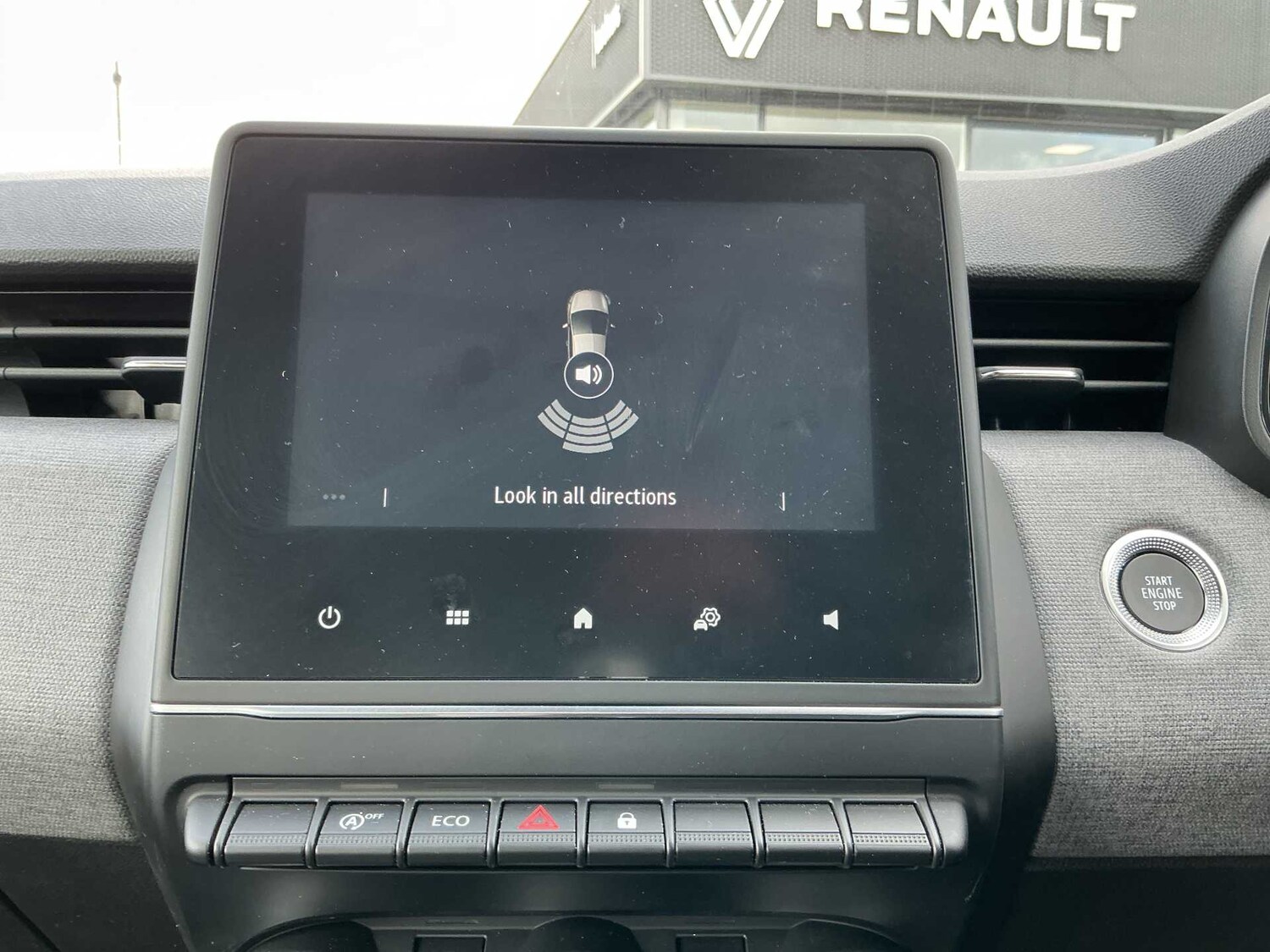 Used Renault Clio 2025 for sale - 77873659: Photo 21