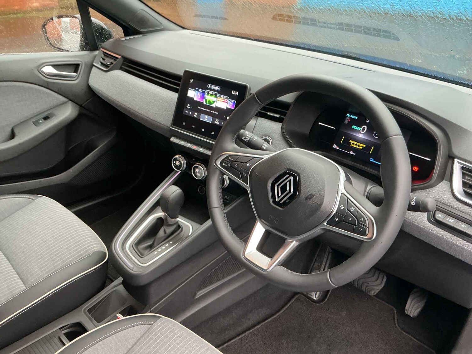 Used Renault Clio 2024 for sale - 77946137: Photo 14