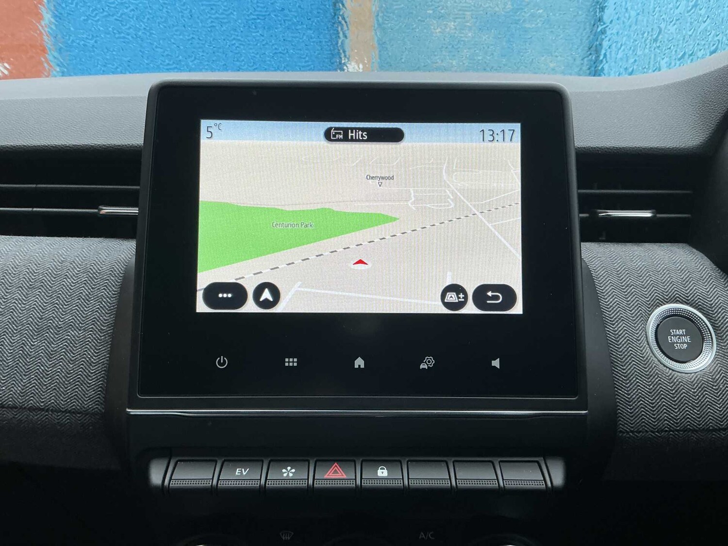 Used Renault Clio 2024 for sale - 77946137: Photo 22