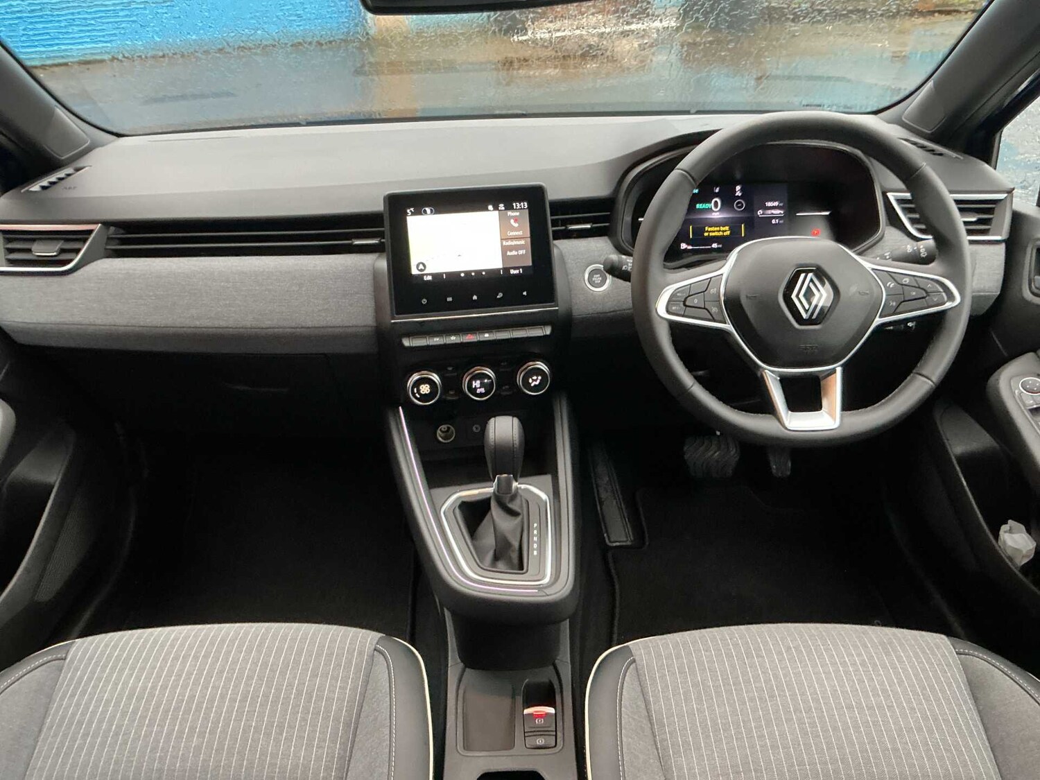 Used Renault Clio 2024 for sale - 77946137: Photo 8