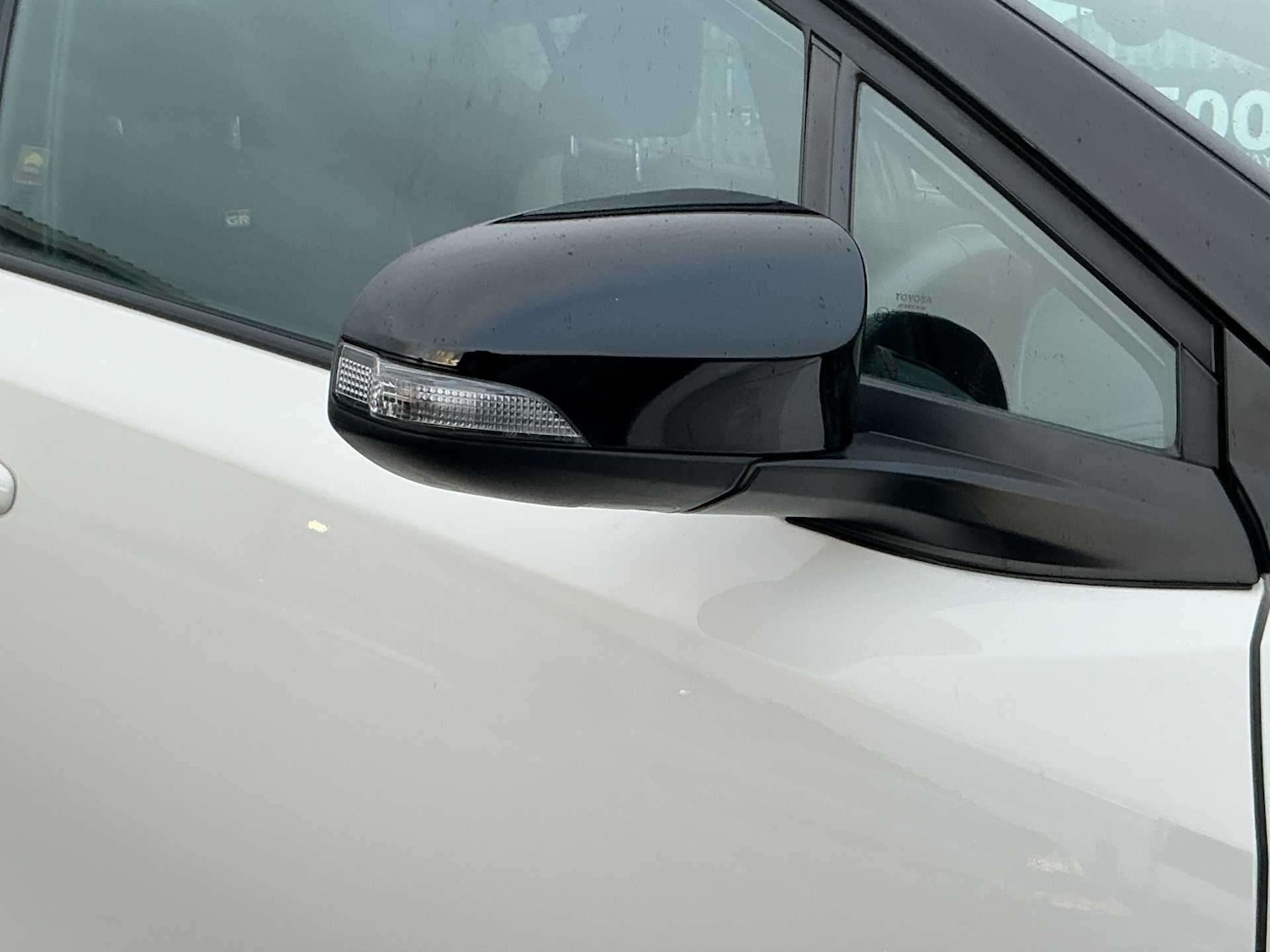 Used Toyota C-HR 2023 for sale - 77073236: Photo 31