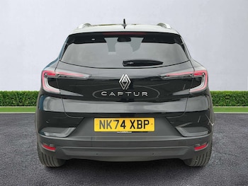 Used Renault Captur 2024 for sale - 78552960: Photo