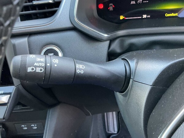 Used Renault Captur 2025 for sale - 76246257: Photo 25