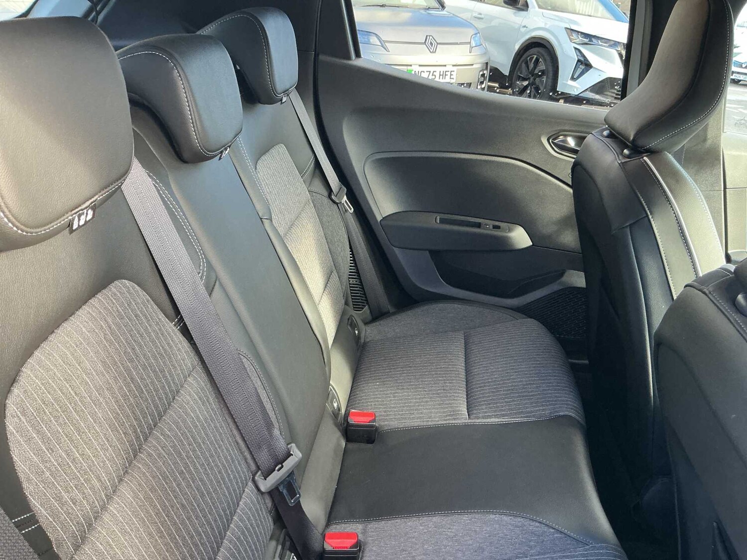 Used Renault Clio 2023 for sale - 78196514: Photo 15