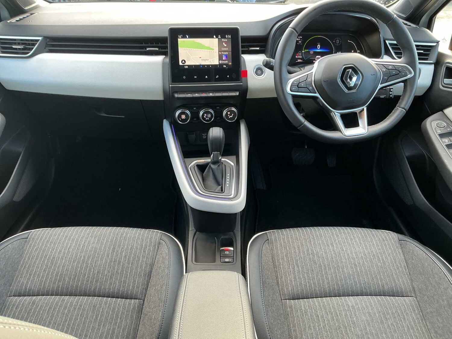 Used Renault Clio 2023 for sale - 78196514: Photo 8