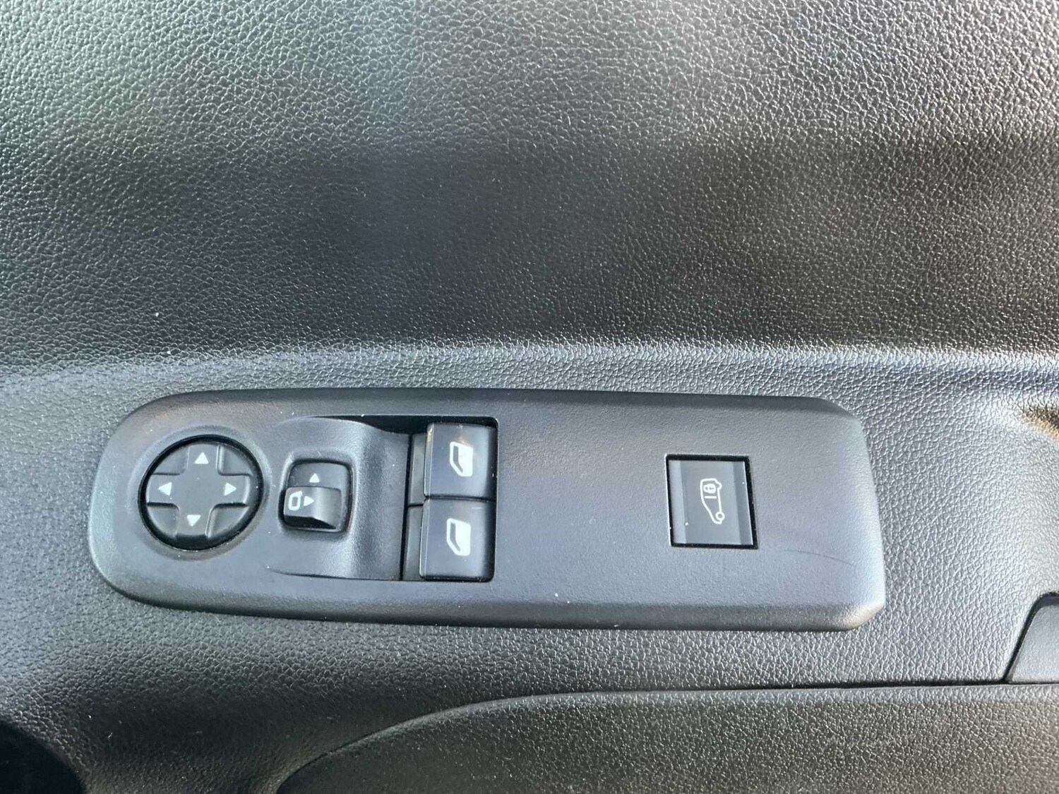 Used Peugeot Partner 2019 for sale - 76778266: Photo 20