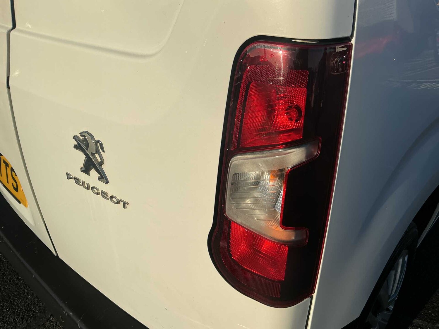 Used Peugeot Partner 2019 for sale - 76778266: Photo 27