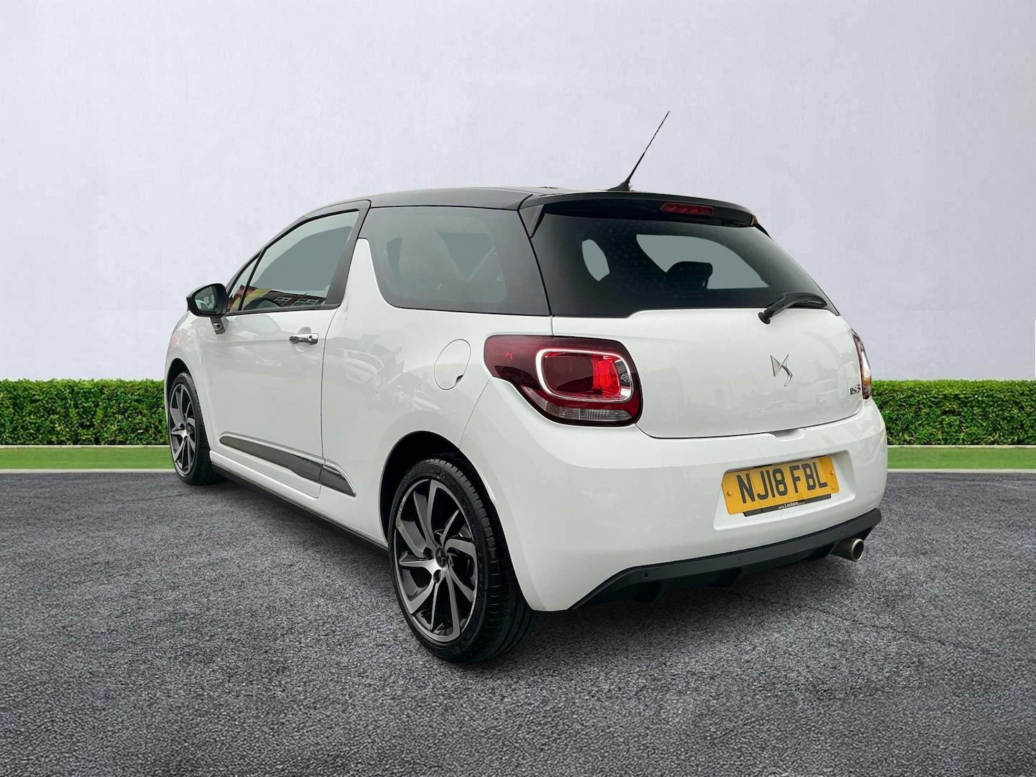 Used DS Automobiles DS 3 2018 for sale - 76449606: Photo 2