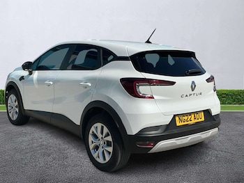 Used Renault Captur 2022 for sale - 79297932: Photo
