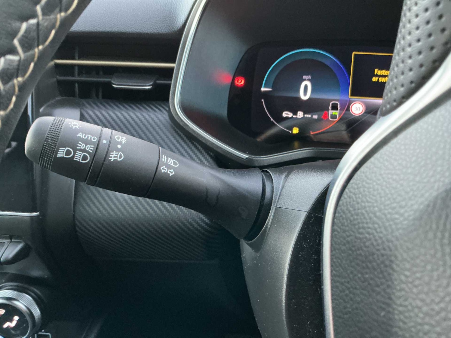 Used Renault Clio 2023 for sale - 76911266: Photo 25