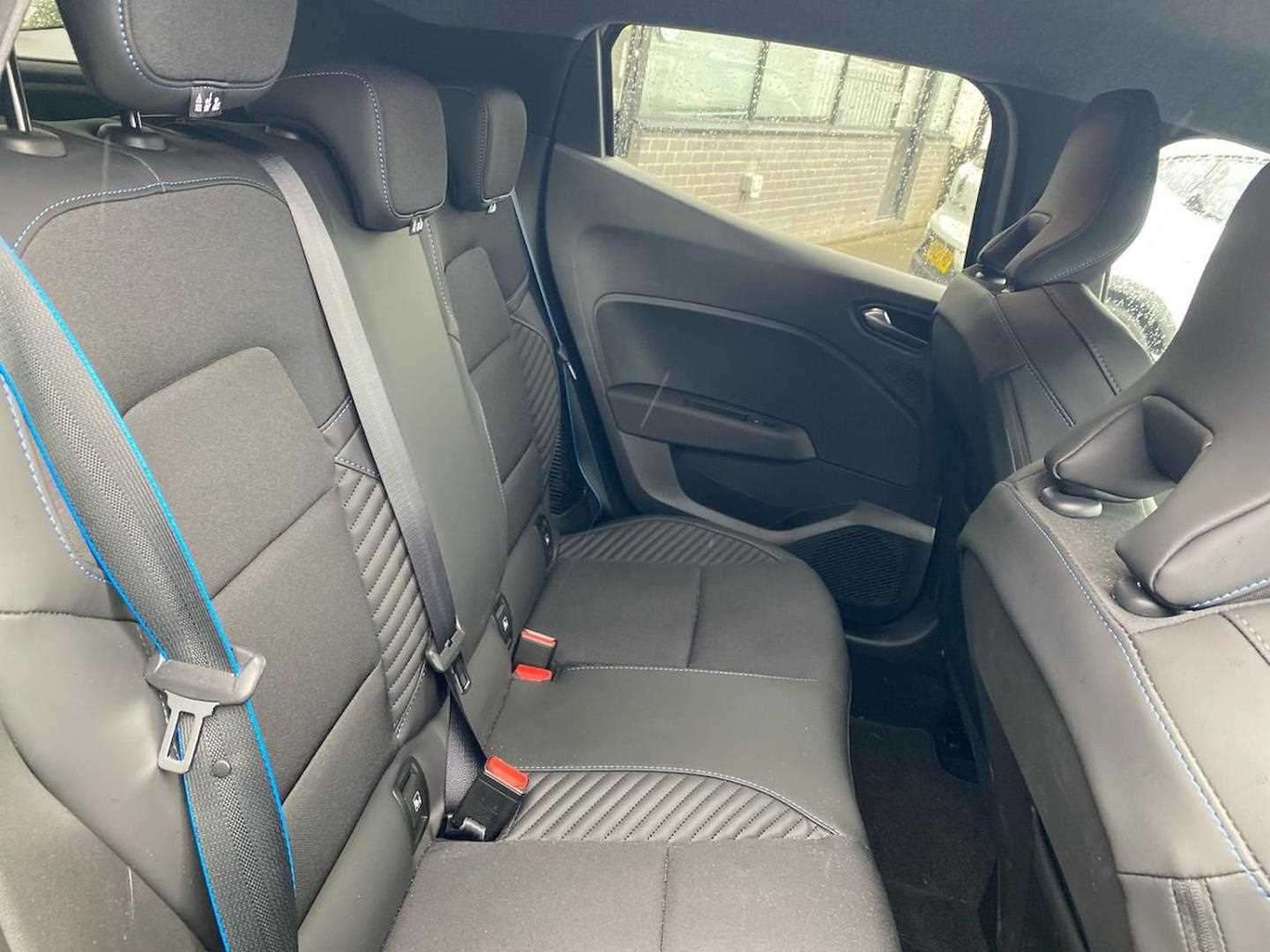 Used Renault Clio 2025 for sale - 77489680: Photo 17