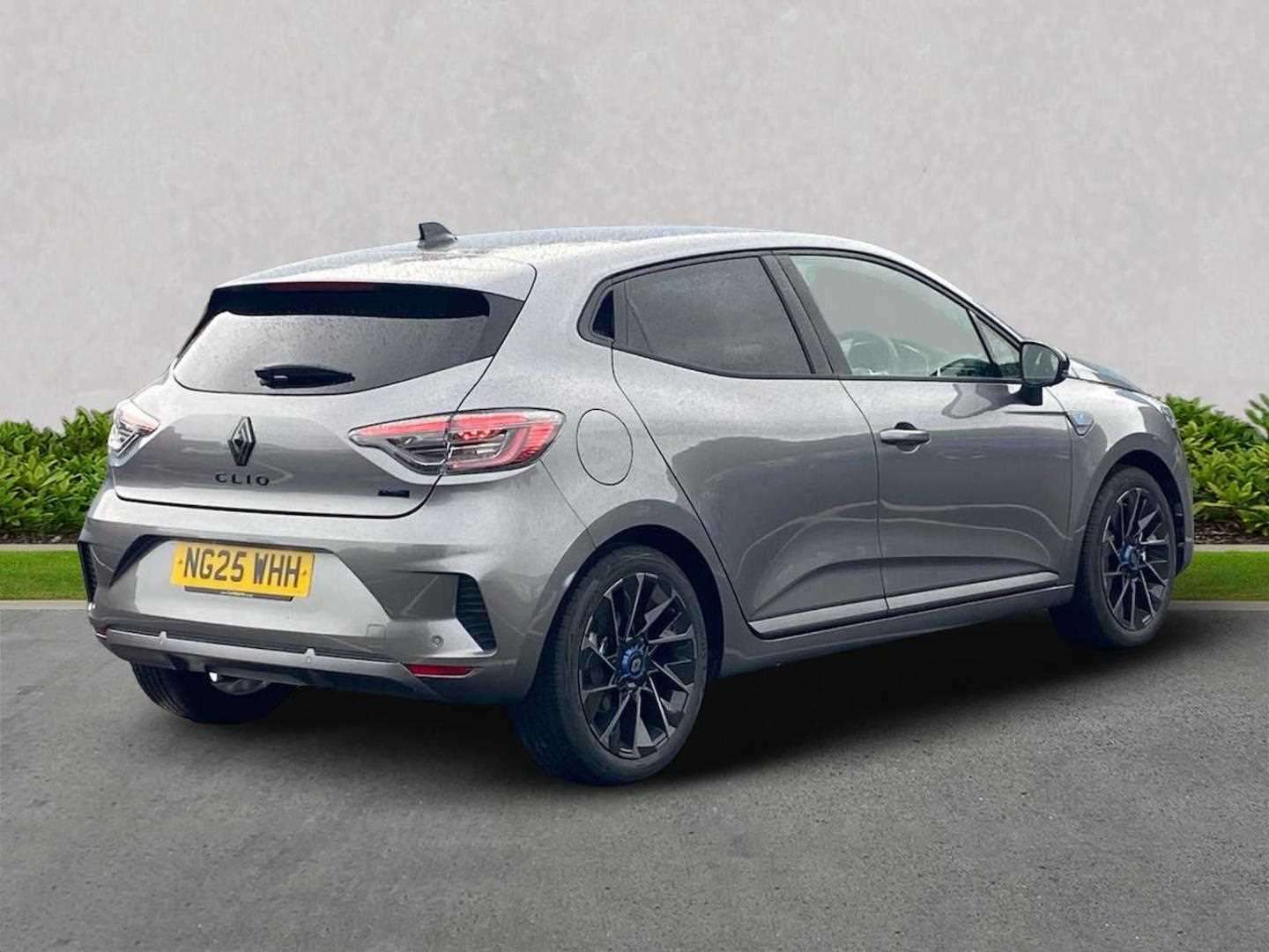 Used Renault Clio 2025 for sale - 77489680: Photo 19