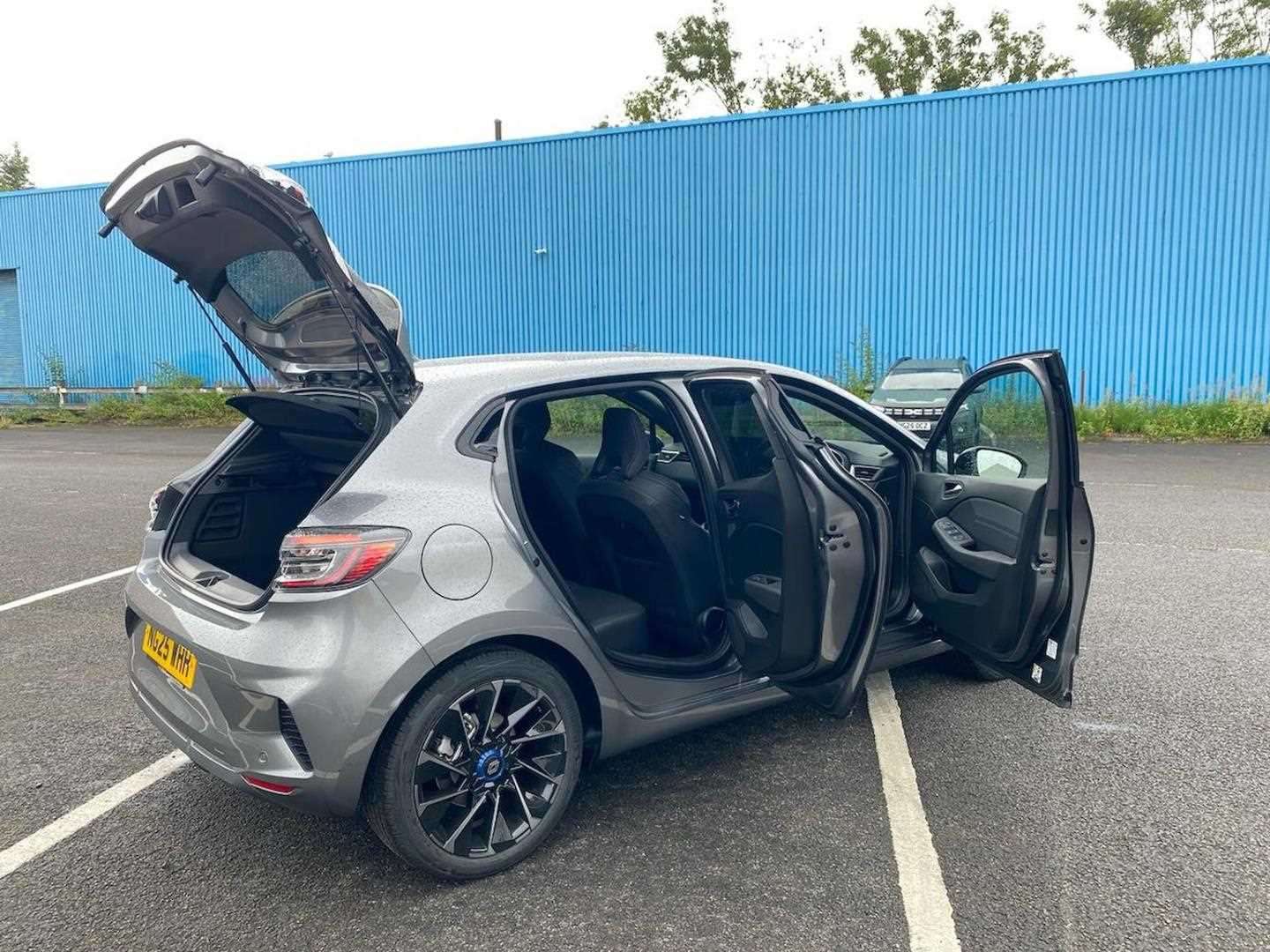 Used Renault Clio 2025 for sale - 77489680: Photo 39