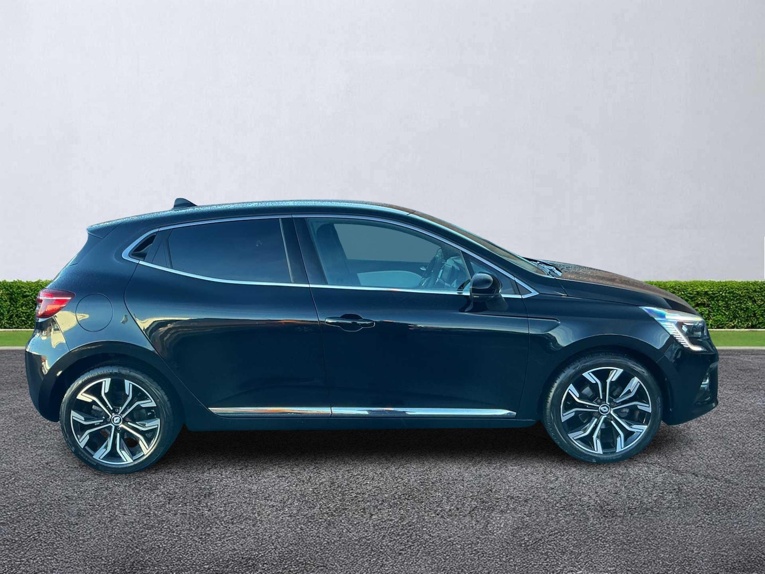 Used Renault Clio 2023 for sale - 76382664: Photo 3