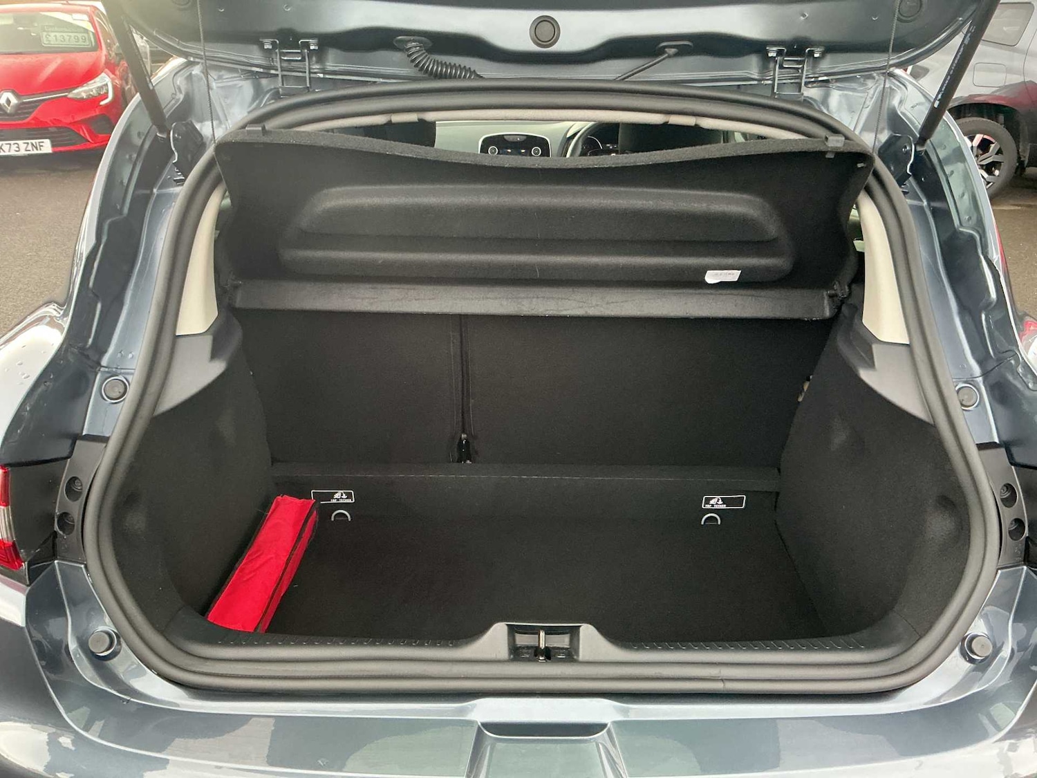 Used Renault Clio 2019 for sale - 76853944: Photo 16