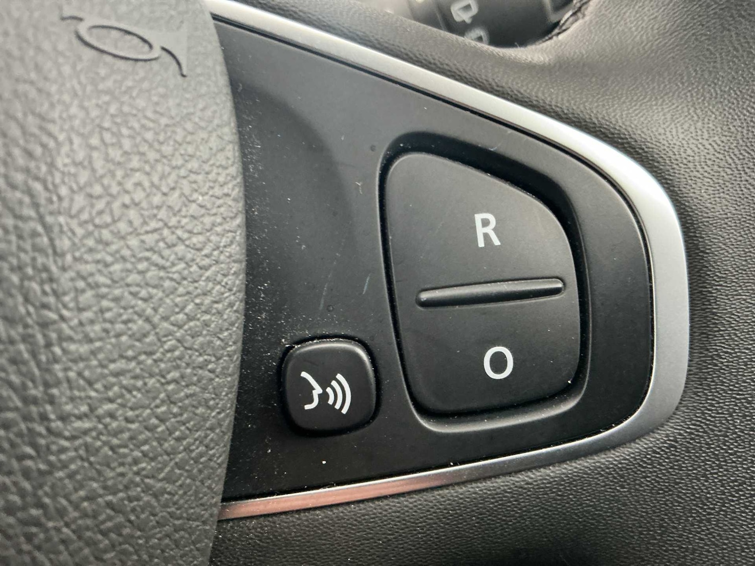 Used Renault Clio 2019 for sale - 76853944: Photo 23