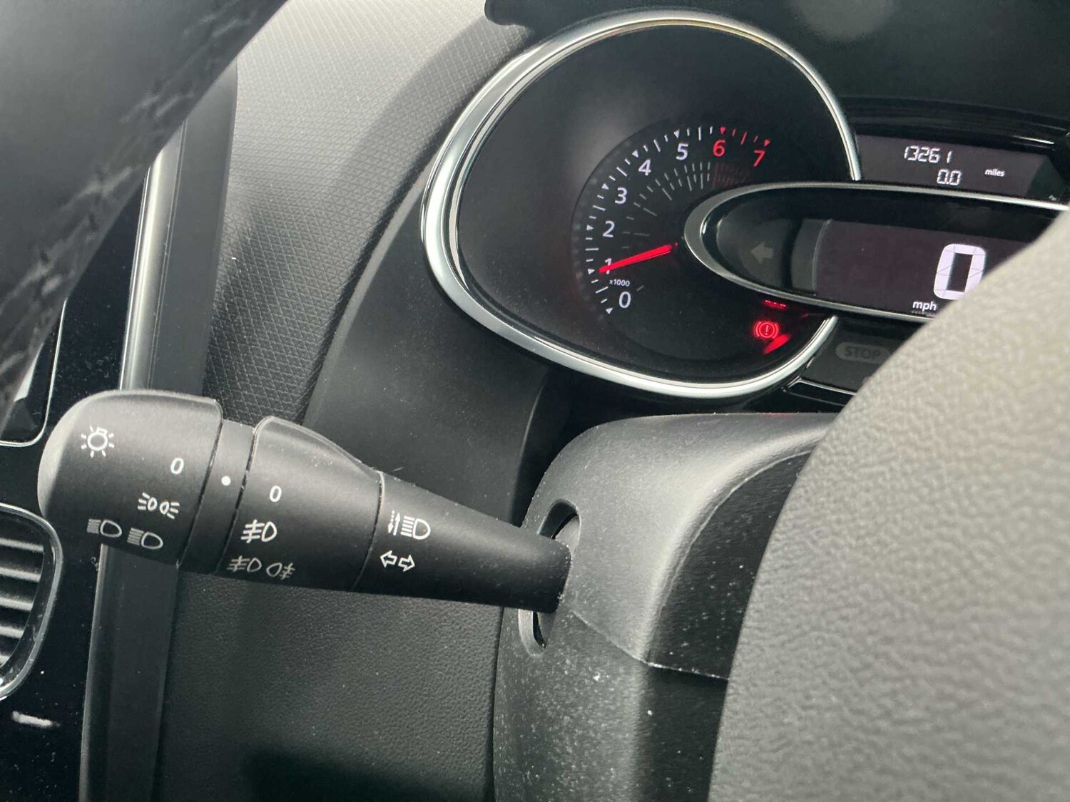 Used Renault Clio 2019 for sale - 76853944: Photo 25