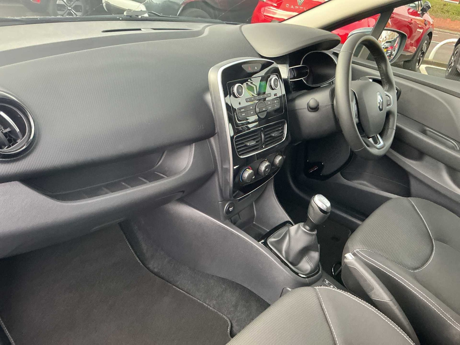 Used Renault Clio 2019 for sale - 76853944: Photo 7