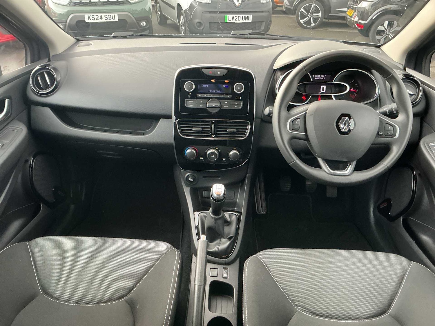 Used Renault Clio 2019 for sale - 76853944: Photo 8