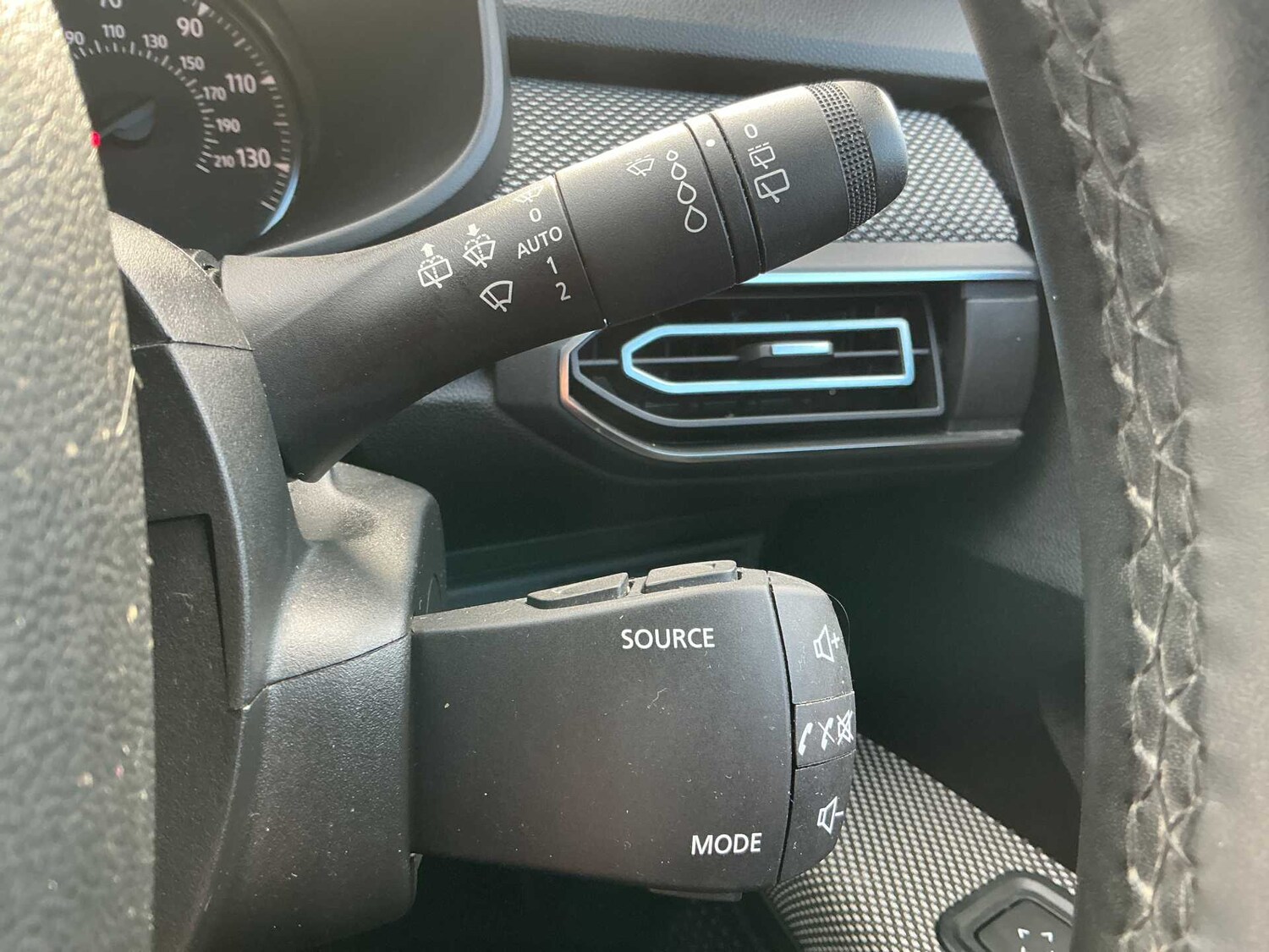 Used Dacia Sandero 2022 for sale - 78195982: Photo 26