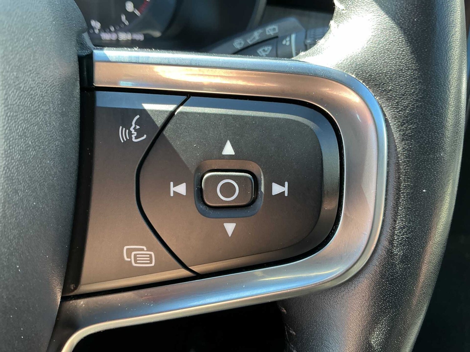 Used Volvo XC40 2020 for sale - 78191571: Photo 23