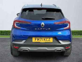 Used Renault Captur 2021 for sale - 78897671: Photo