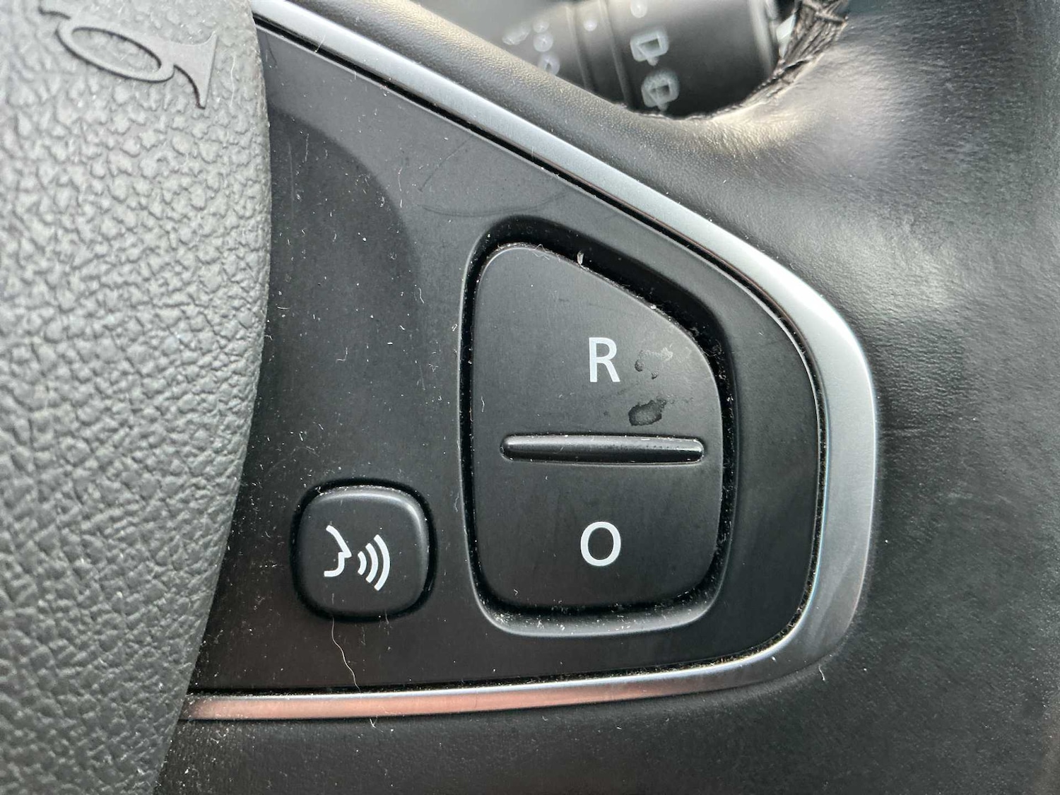 Used Renault Captur 2017 for sale - 76830749: Photo 23