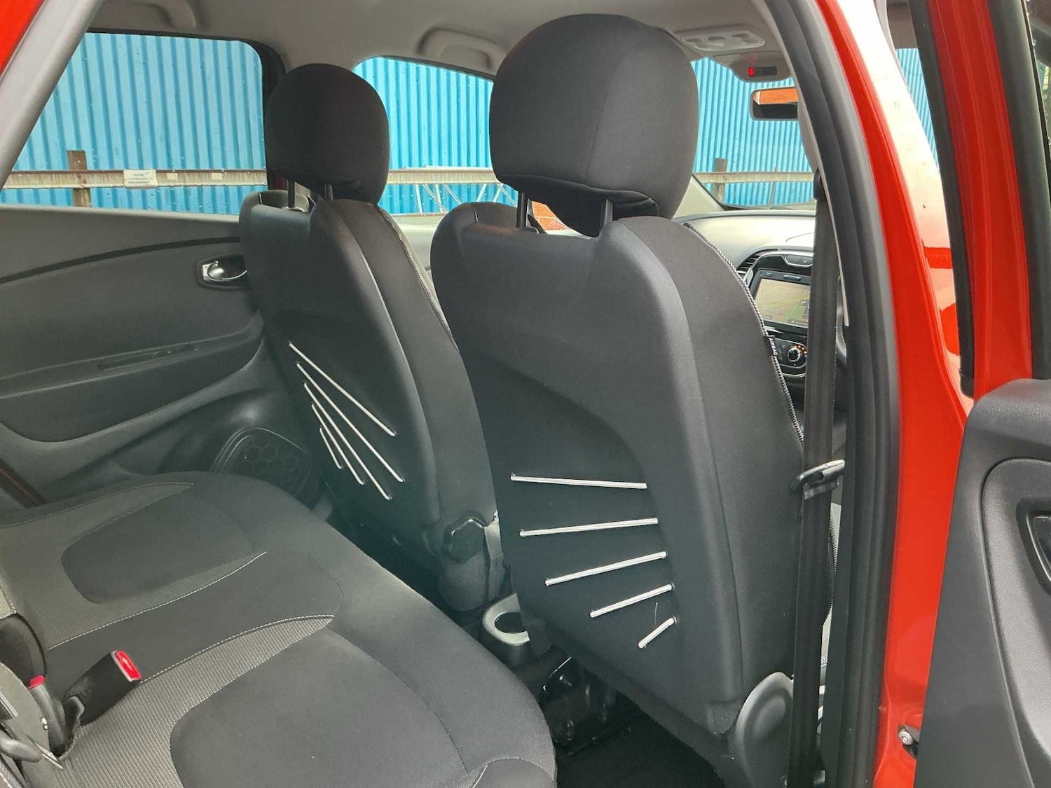 Used Renault Captur 2017 for sale - 76830749: Photo 34