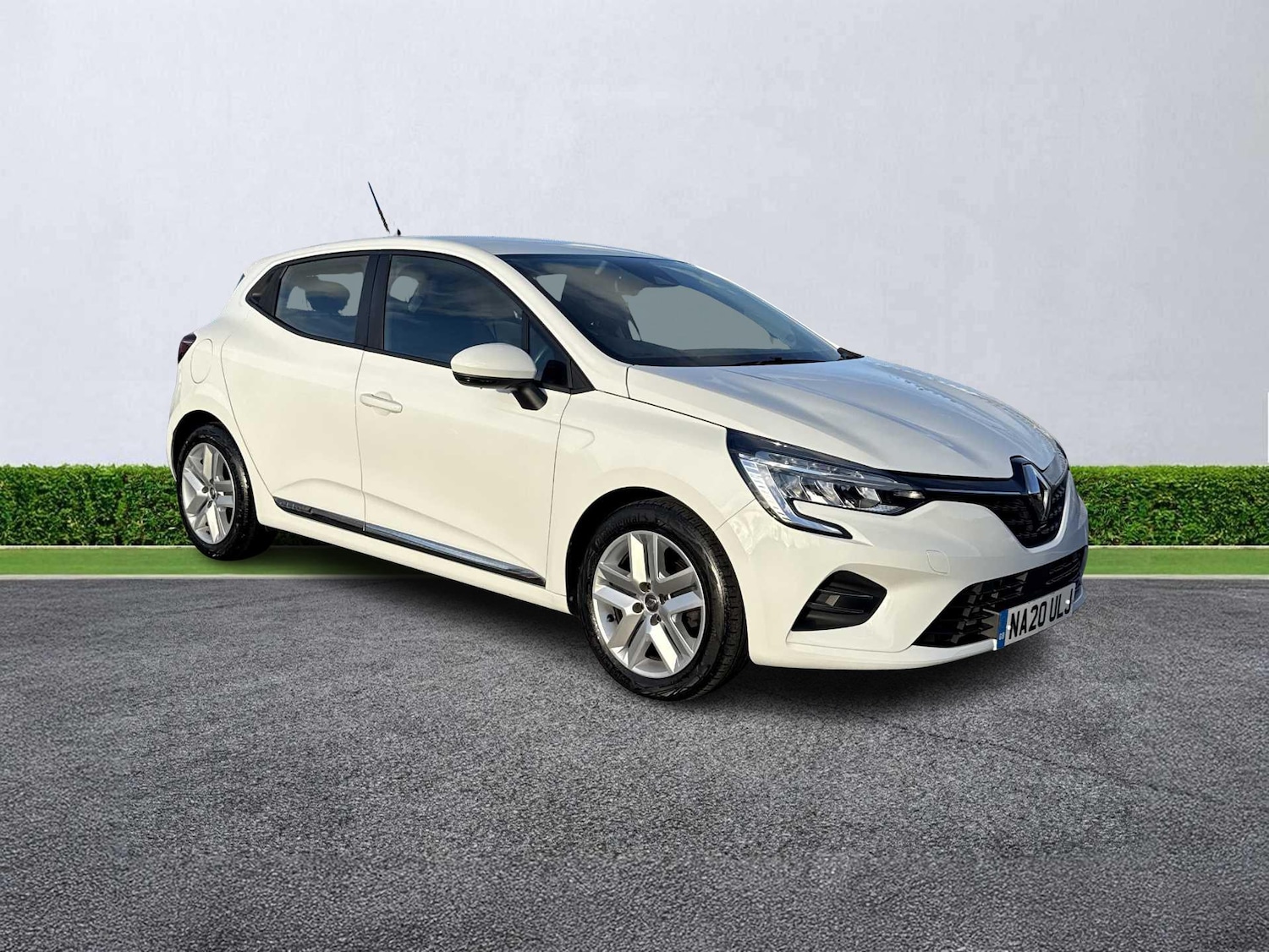 Used Renault Clio 2020 for sale - 76376827: Photo 1