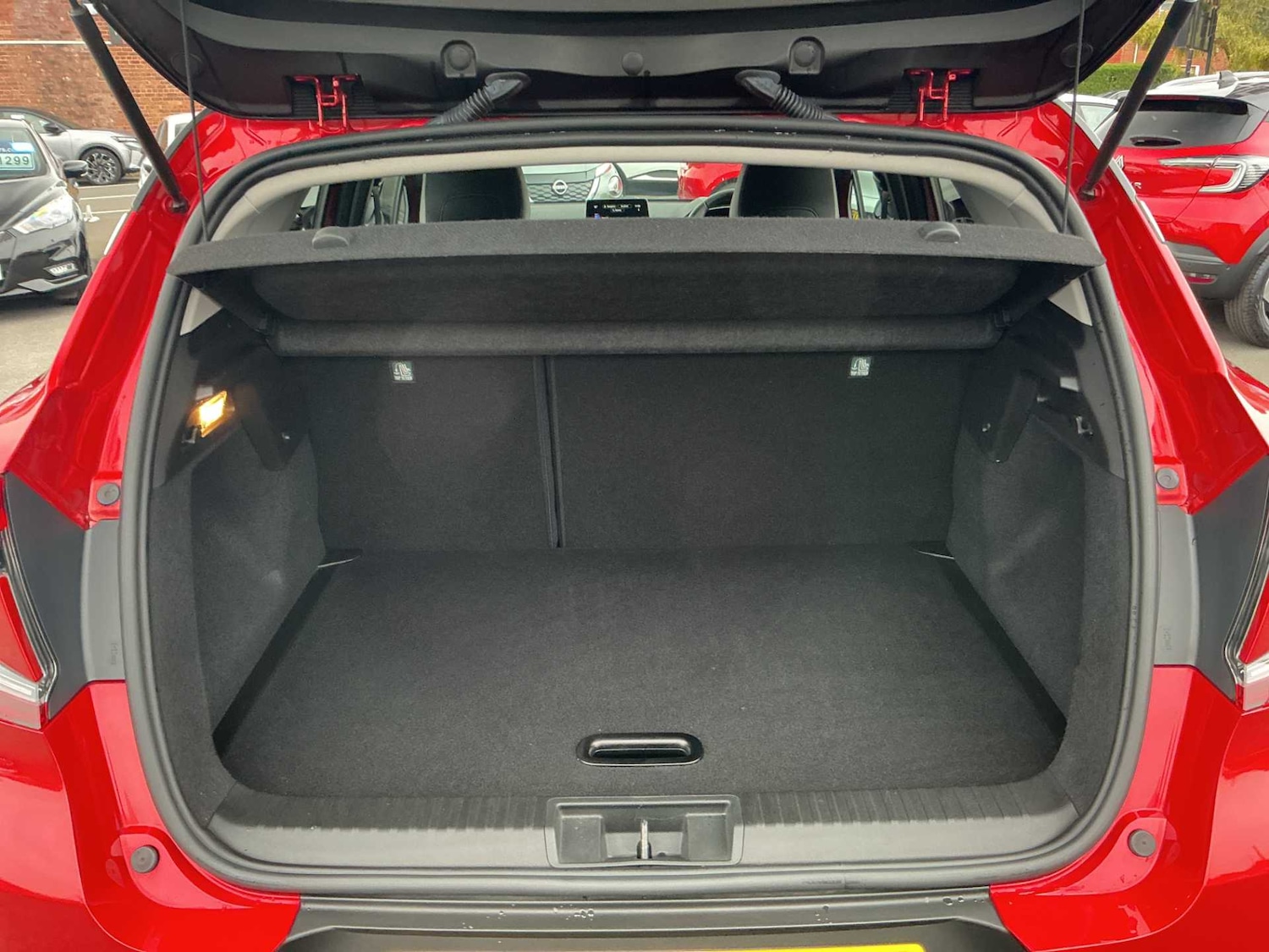 Used Renault Captur 2020 for sale - 76288627: Photo 16