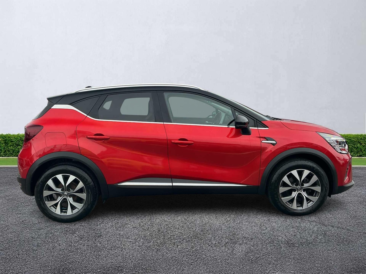 Used Renault Captur 2020 for sale - 76288627: Photo 3