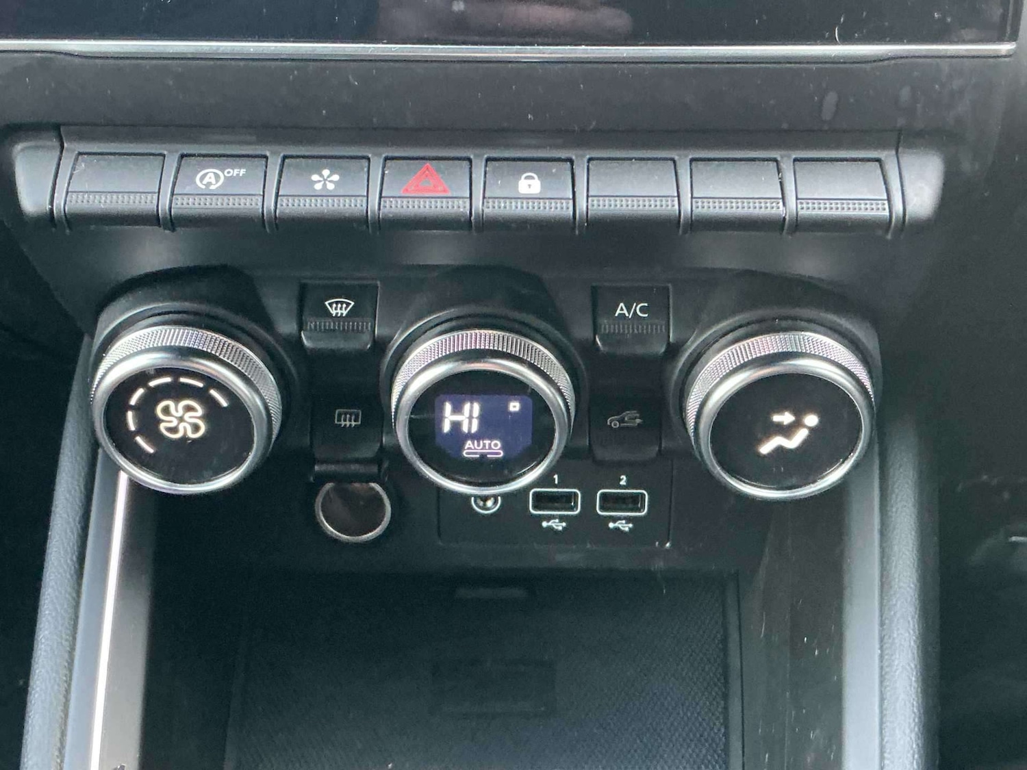 Used Renault Clio 2021 for sale - 77070010: Photo 12