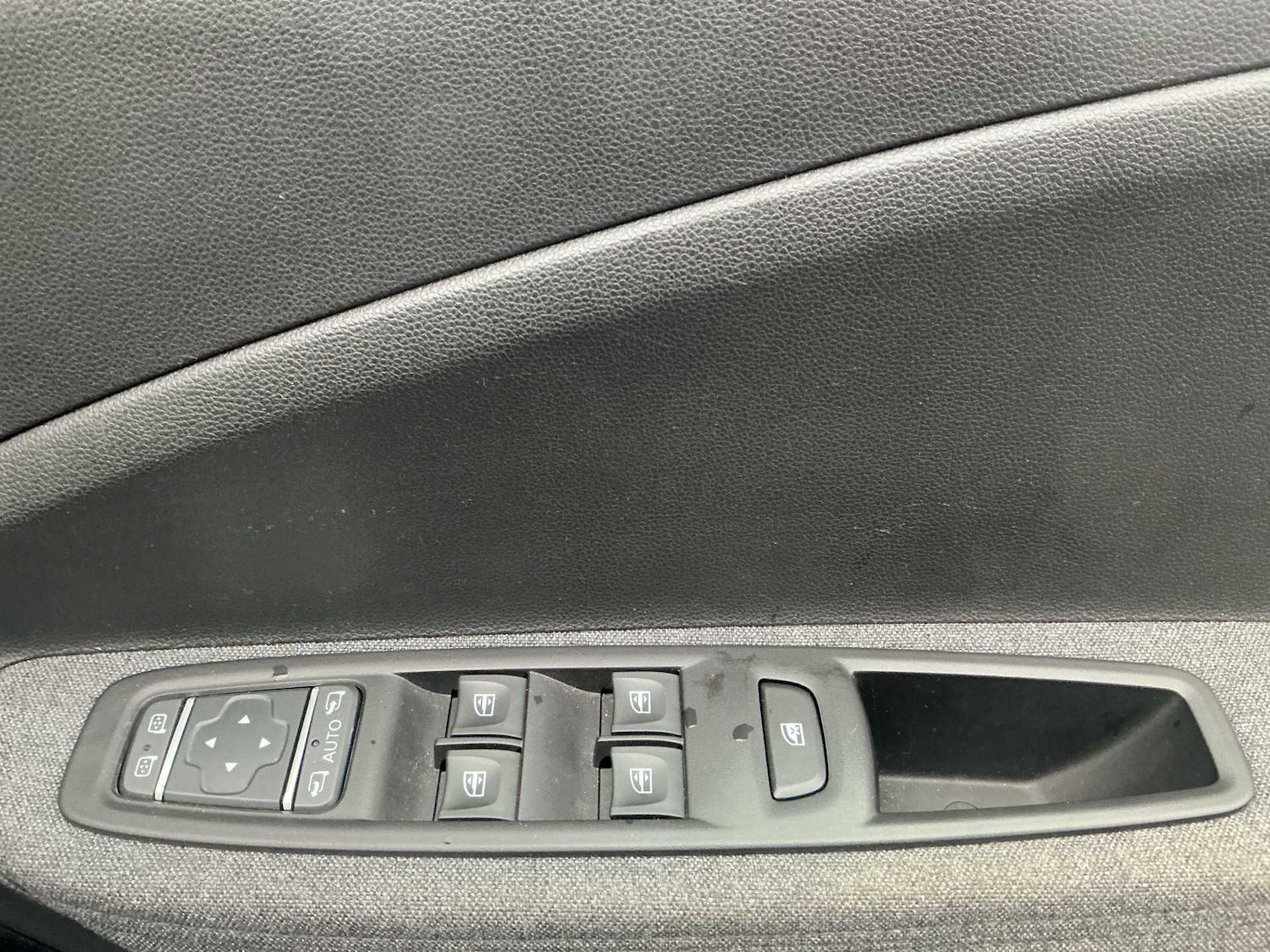 Used Renault Zoe 2021 for sale - 76643581: Photo 20