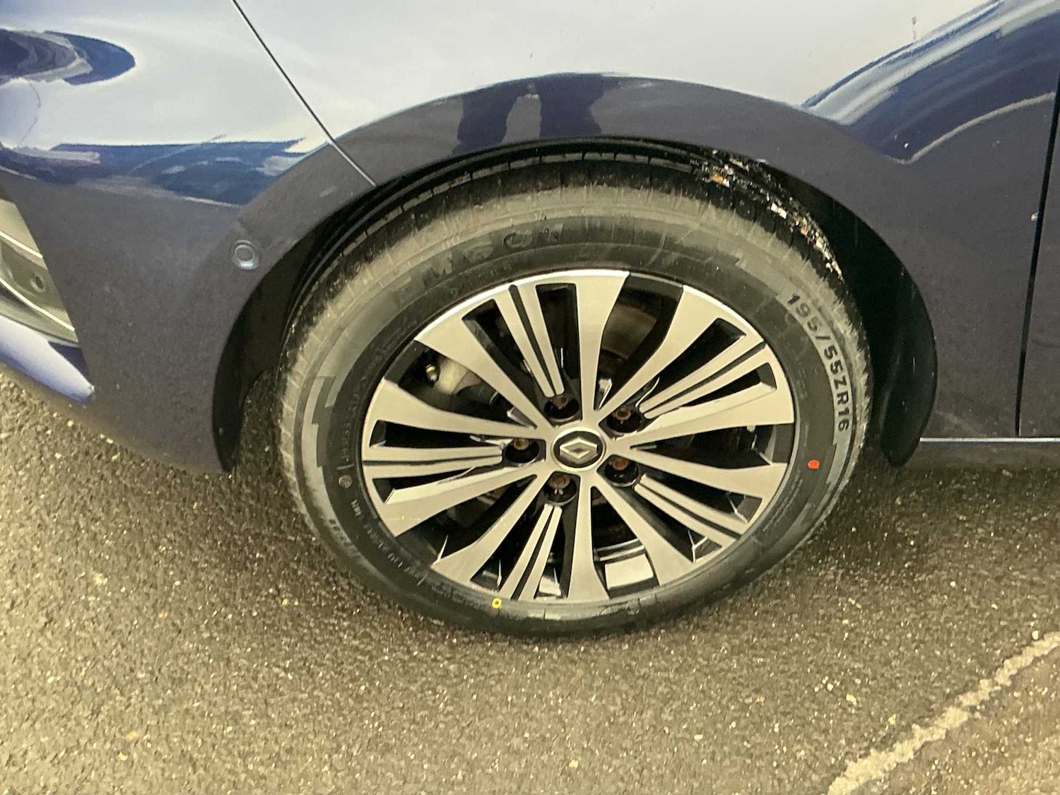 Used Renault Zoe 2021 for sale - 76643581: Photo 6