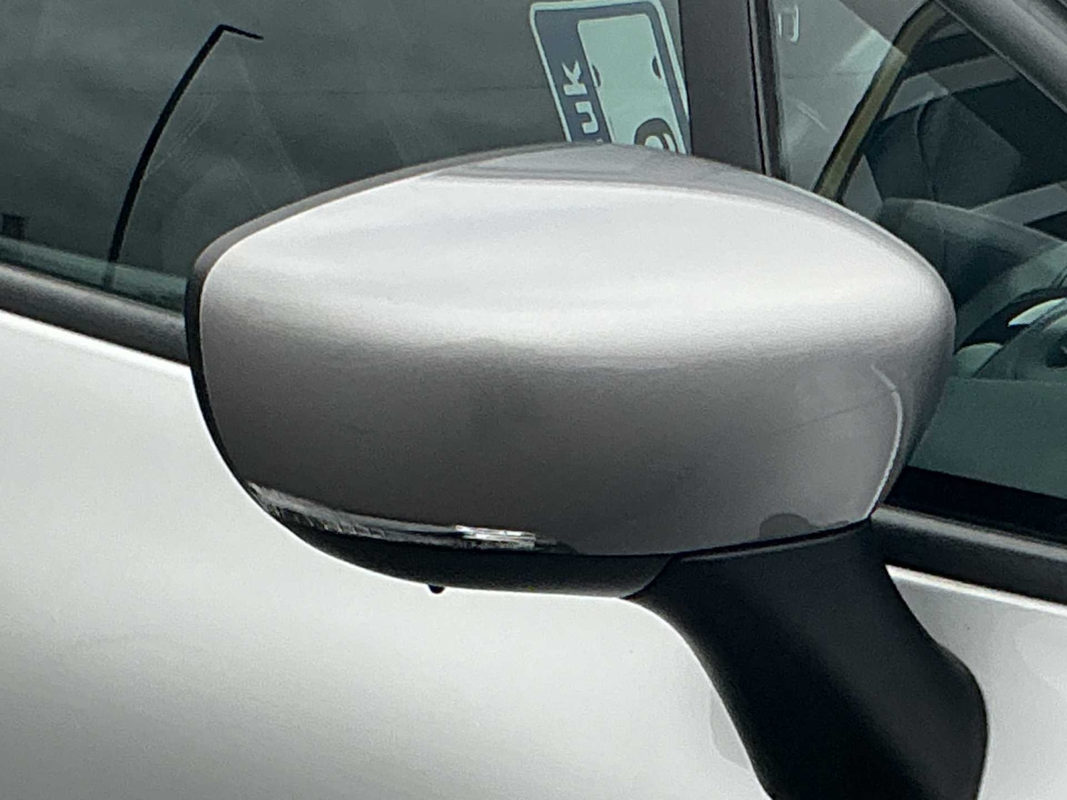 Used Renault Clio 2018 for sale - 76490825: Photo 30