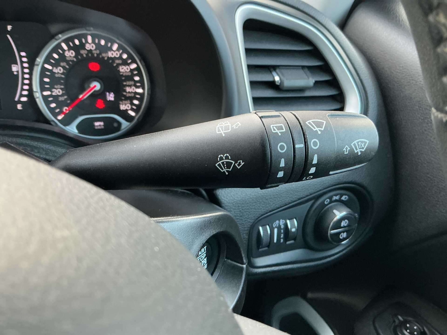 Used Jeep Renegade 2018 for sale - 77488292: Photo 26