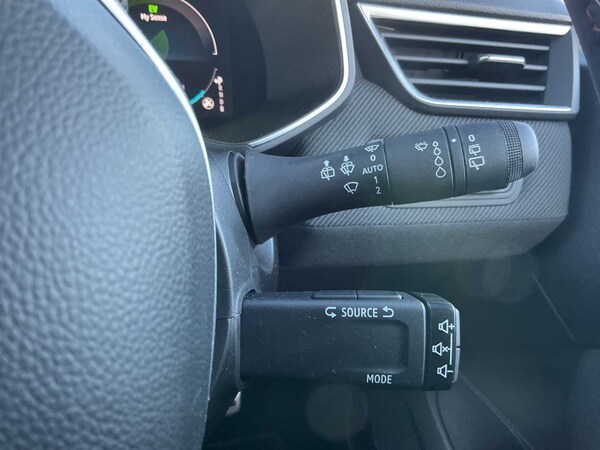 Used Renault Clio 2023 for sale - 76101426: Photo 26