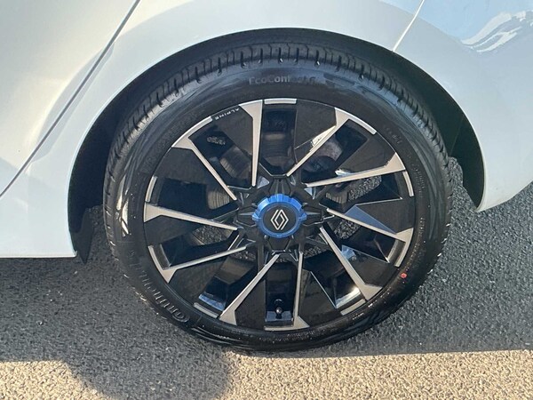 Used Renault Clio 2023 for sale - 76101426: Photo 6